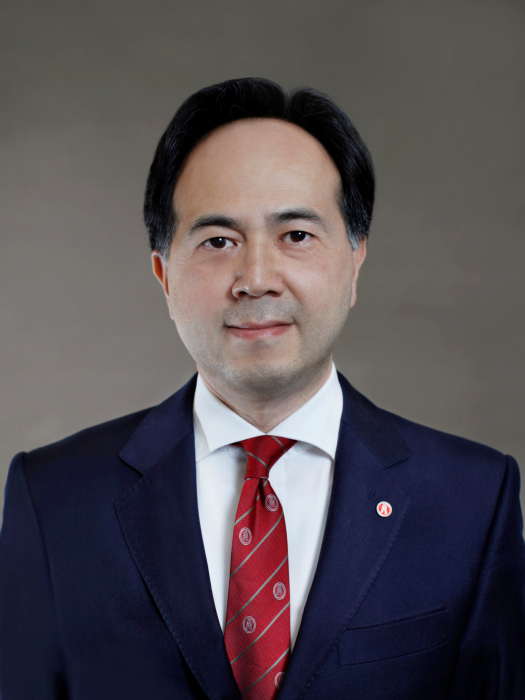 林偉中(曾任恒生銀行(中國)副董事長兼行長) 林偉中(曾任恒生銀行(中國)副董事長兼行長)