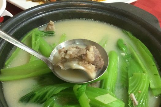 芥蘭魚塊湯 芥蘭魚塊湯