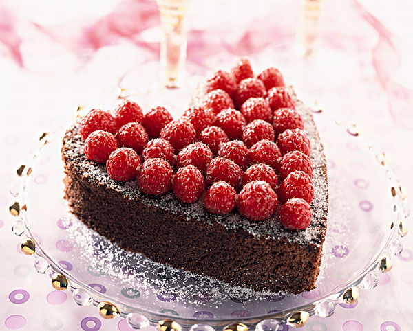 心形樹莓朱古力蛋糕