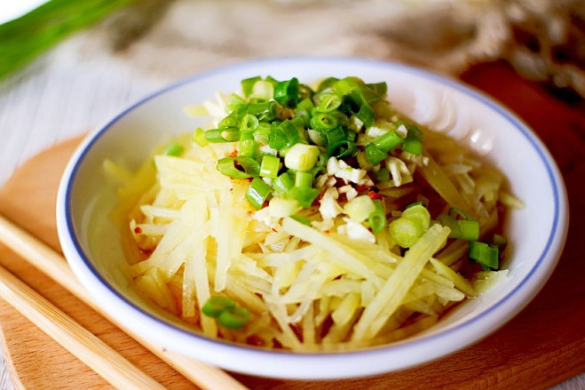 蔥油土豆絲 蔥油土豆絲