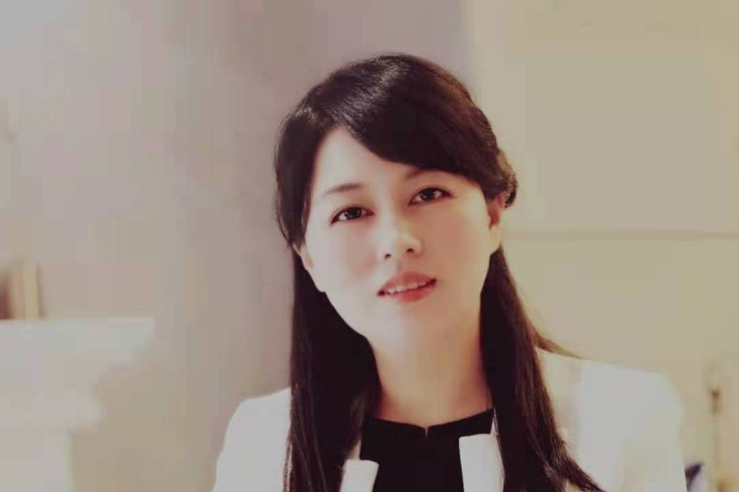 陳愛清(福建愛奇文化有限公司執行董事) 陳愛清(福建愛奇文化有限公司執行董事)