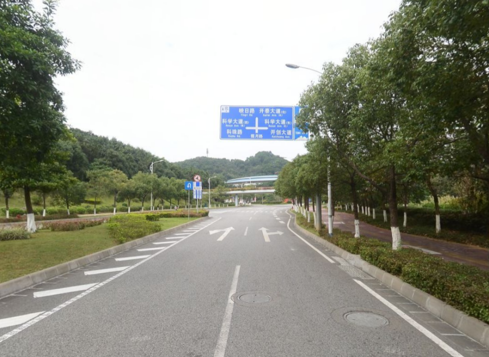 攬月路(廣州市攬月路) 攬月路(廣州市攬月路)