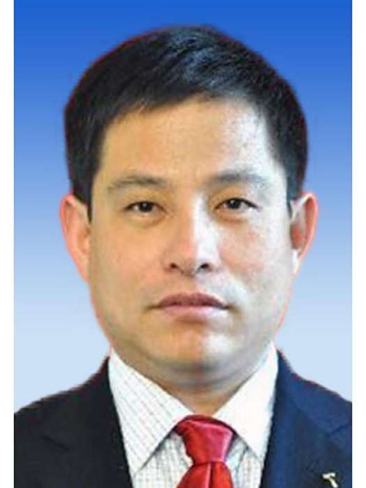 李佃忠(山西省呂梁市交城縣委常委、宣傳部長,洪相鎮黨委書記) 李佃忠(山西省呂梁市交城縣委常委、宣傳部長,洪相鎮黨委書記)