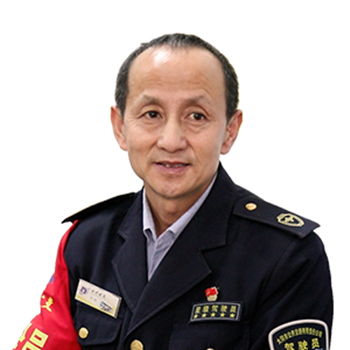 馮冰(山西省大同市公共運輸有限責任公司駕駛員) 馮冰(山西省大同市公共運輸有限責任公司駕駛員)