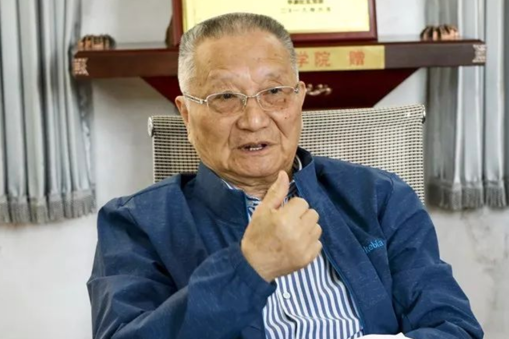劉相(原徐州市第一中學校長) 劉相(原徐州市第一中學校長)