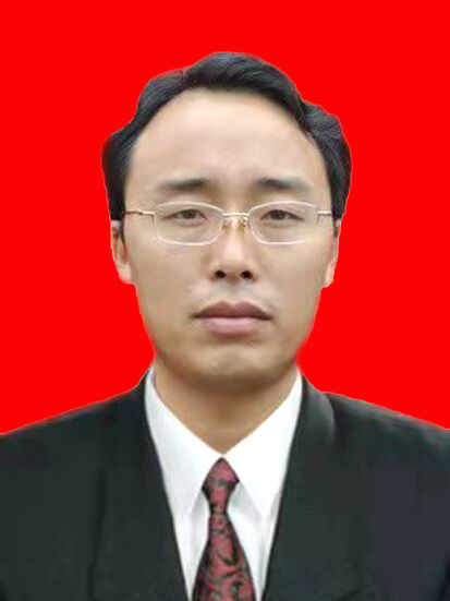 吳笛(貴州省甕安縣委常委、縣委辦公室主任) 吳笛(貴州省甕安縣委常委、縣委辦公室主任)