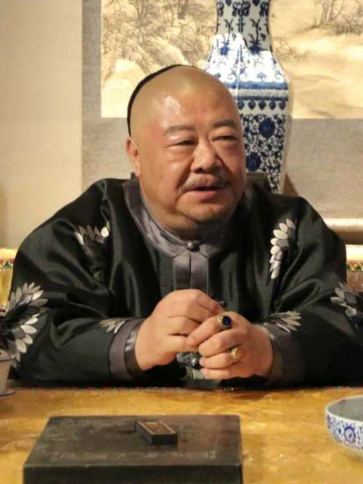 范仁富 范仁富