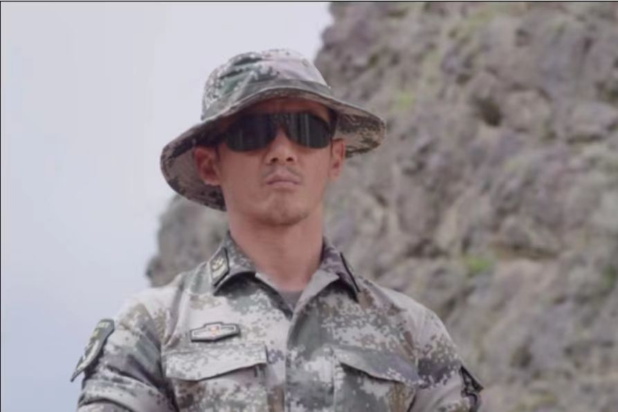 莫軍(青春軍旅劇《雪域雄鷹》中的角色) 莫軍(青春軍旅劇《雪域雄鷹》中的角色)