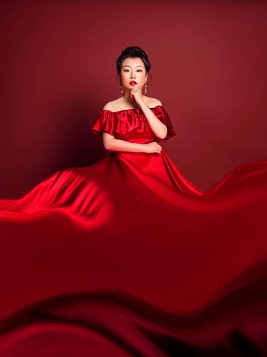 莊婷婷(青海師範大學音樂學院青年教師) 莊婷婷(青海師範大學音樂學院青年教師)