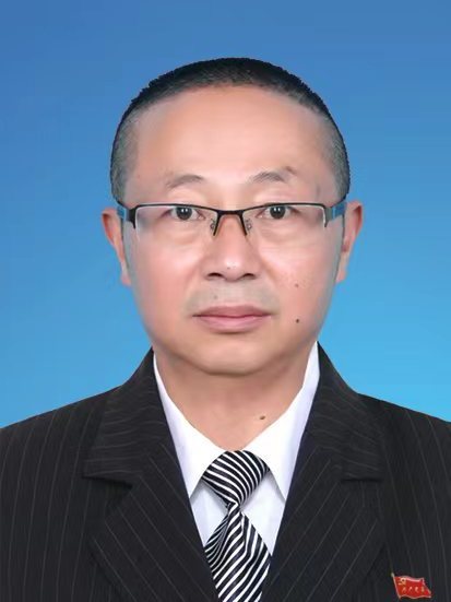 楊雪峰(雲南省保山市昌寧縣司法局黨組書記、局長) 楊雪峰(雲南省保山市昌寧縣司法局黨組書記、局長)
