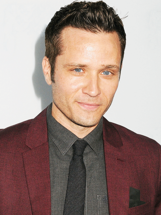 希穆斯·德維(Seamus Dever) 希穆斯·德維(Seamus Dever)
