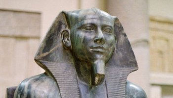國王哈夫拉像（埃及國家博物館）