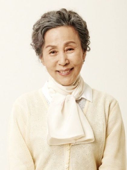 孫淑(1944年生韓國女演員) 孫淑(1944年生韓國女演員)