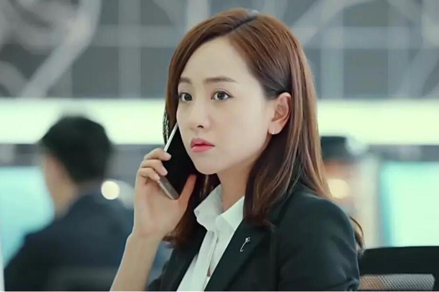 白錦曦(犯罪懸疑網路劇《美人為餡3》中的角色) 白錦曦(犯罪懸疑網路劇《美人為餡3》中的角色)