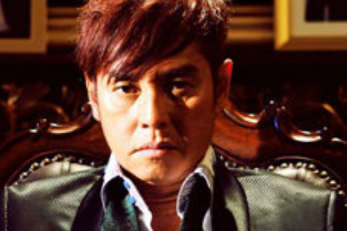 ALEX(《與時尚同居》中角色) ALEX(《與時尚同居》中角色)