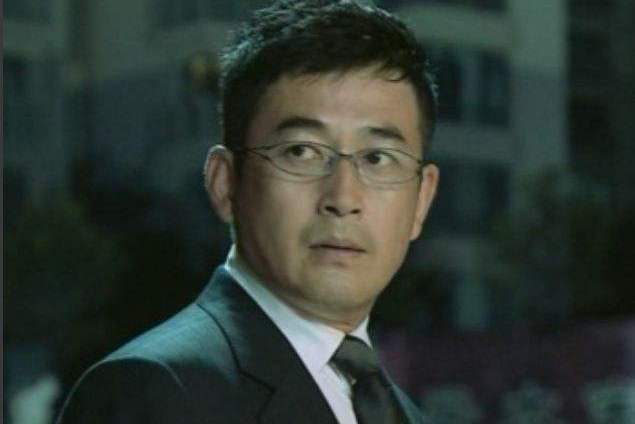 李國良(電視劇《風暴舞》中的角色) 李國良(電視劇《風暴舞》中的角色)