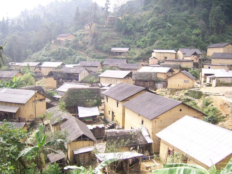 竹箐村(雲南省曲靖市富源縣大河鎮竹箐村) 竹箐村(雲南省曲靖市富源縣大河鎮竹箐村)