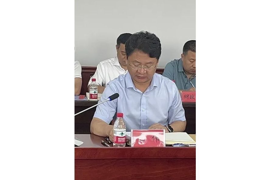 呂偉(河北省保定市容城縣委常委、政府黨組副書記、常務副縣長) 呂偉(河北省保定市容城縣委常委、政府黨組副書記、常務副縣長)