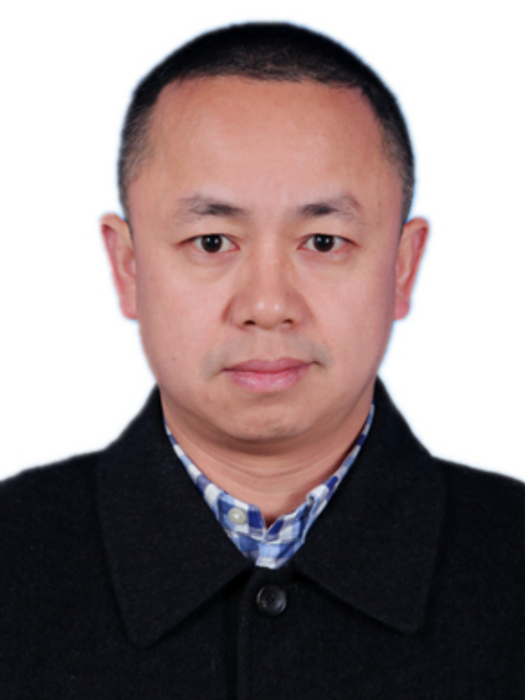 曾彬(廣安市司法局黨組成員、機關黨委書記) 曾彬(廣安市司法局黨組成員、機關黨委書記)