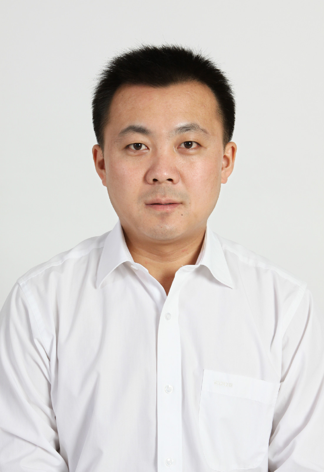王大鵬(大慶市政府辦公室黨組成員、副主任)