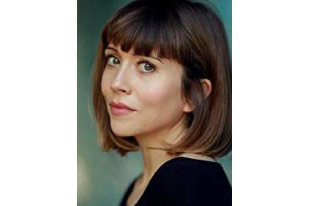 Laura Pyper Laura Pyper