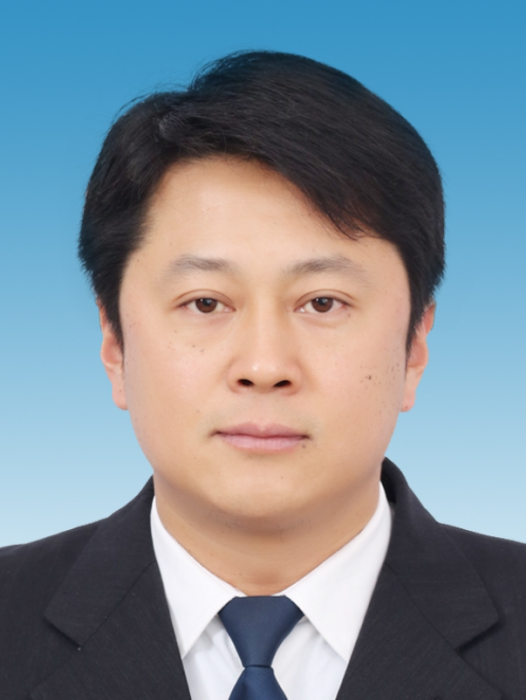 張亞峰(山東省濟寧市微山縣公安局黨委委員、副局長) 張亞峰(山東省濟寧市微山縣公安局黨委委員、副局長)