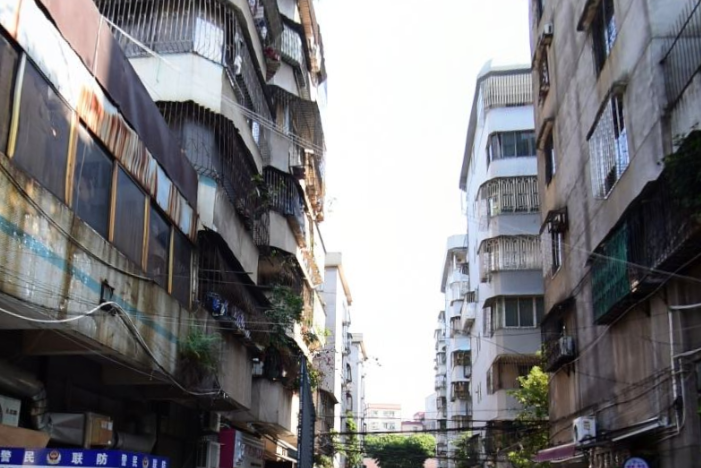 榴苑三街 榴苑三街
