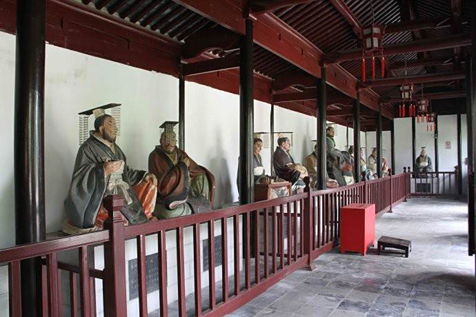 東西兩廡