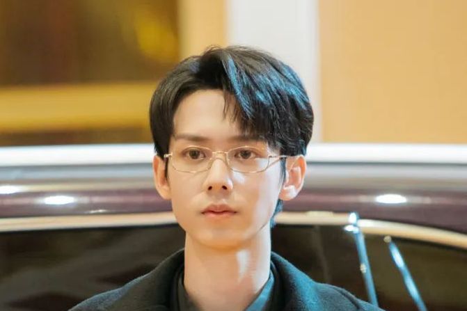薄顏(短劇《我思念的她》男主角) 薄顏(短劇《我思念的她》男主角)