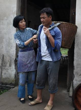 張建新(中國內地影視女演員) 張建新(中國內地影視女演員)