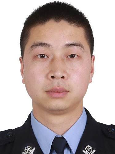 張建春(四川省綿陽市三台縣公安局黨委委員、副局長) 張建春(四川省綿陽市三台縣公安局黨委委員、副局長)