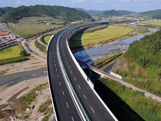 丹東—錫林浩特高速公路
