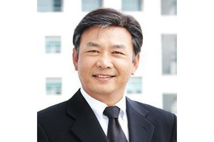 Yong-woo Kil Yong-woo Kil