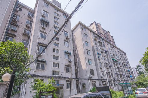 桐江新村 桐江新村