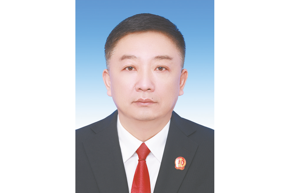 劉群(陝西省延安市中級人民法院黨組書記、院長) 劉群(陝西省延安市中級人民法院黨組書記、院長)
