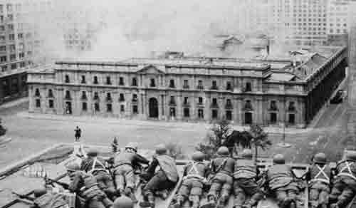 1973年9月11日，智利發生流血軍事政變。