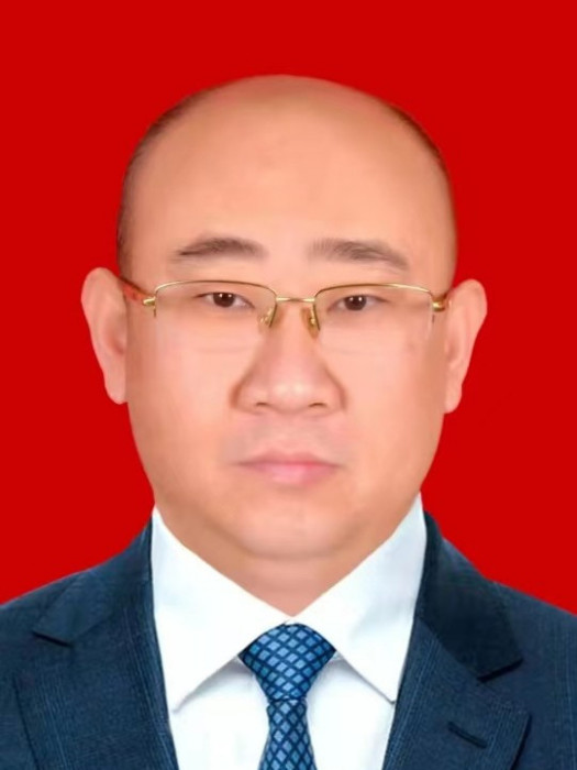 楊卓(山西省晉中市靈石縣項目推進中心主任) 楊卓(山西省晉中市靈石縣項目推進中心主任)