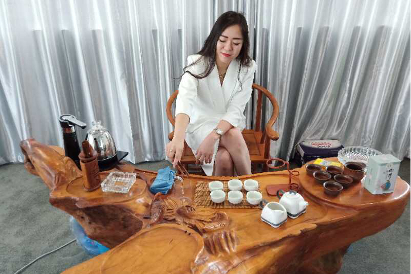 張安妮(三奇發展集團CEO) 張安妮(三奇發展集團CEO)
