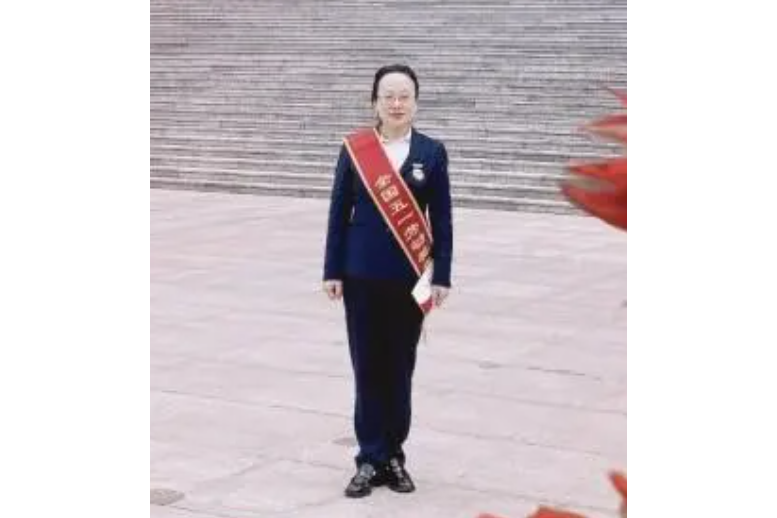 朱愛朝 朱愛朝