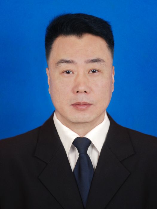 何杰(陝西省西安市周至縣財政局黨組成員、副局長) 何杰(陝西省西安市周至縣財政局黨組成員、副局長)