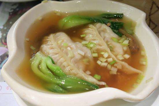 雞湯菜餃 雞湯菜餃