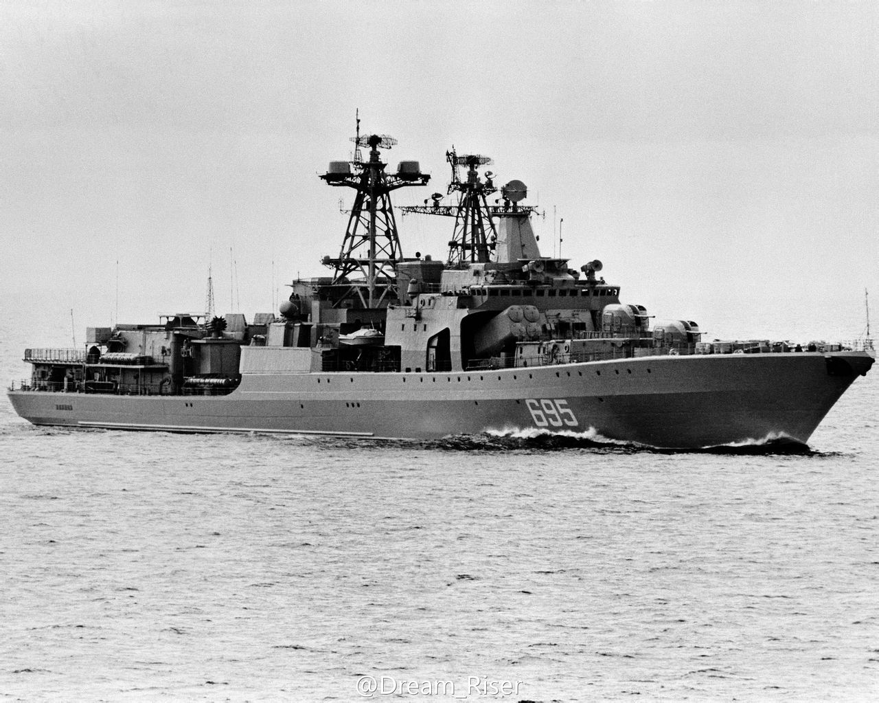 1155型首艦無畏號
