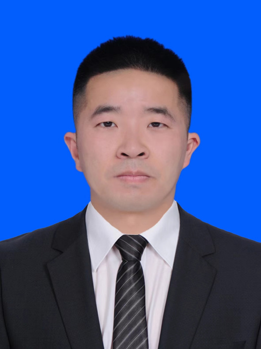 周軍(西藏自治區林芝市墨脫縣委常委,副縣長) 周軍(西藏自治區林芝市墨脫縣委常委,副縣長)