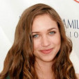 瑪依亞拉·沃爾什(Maiara Walsh) 瑪依亞拉·沃爾什(Maiara Walsh)
