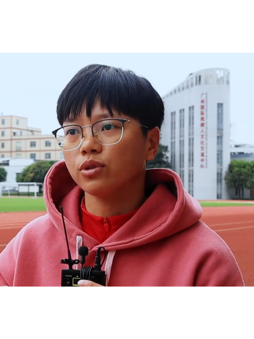 陳曉純(中國殘疾人田徑運動員) 陳曉純(中國殘疾人田徑運動員)