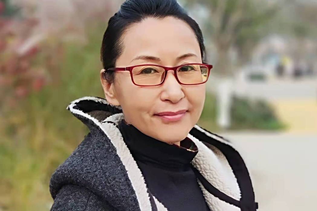 石羽(國畫藝術家) 石羽(國畫藝術家)