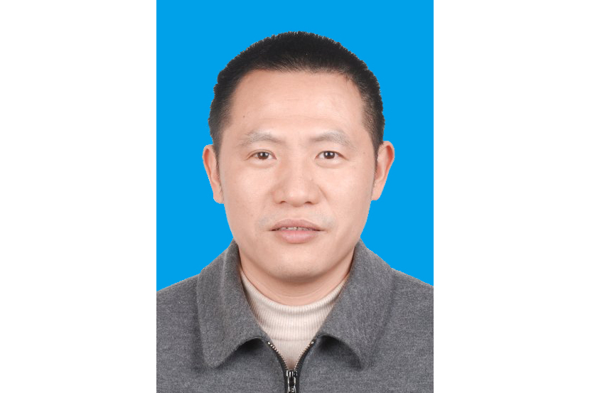 張琦(景德鎮市工業和信息化黨組成員、副局長) 張琦(景德鎮市工業和信息化黨組成員、副局長)