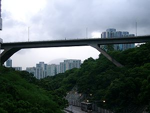 新清水灣道高架天橋
