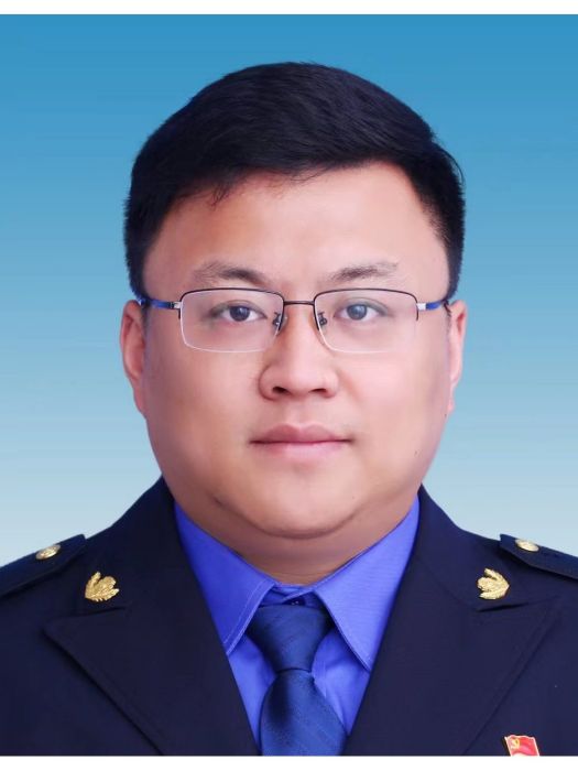 王連超 王連超