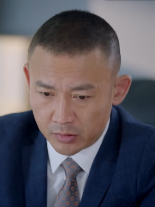 陳榮興(當代都市劇《不期而遇的生活》中的角色) 陳榮興(當代都市劇《不期而遇的生活》中的角色)